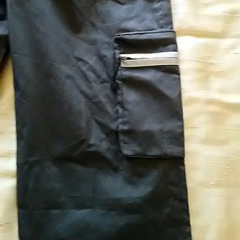 Guess Collection Pants - Picture 5 of 7